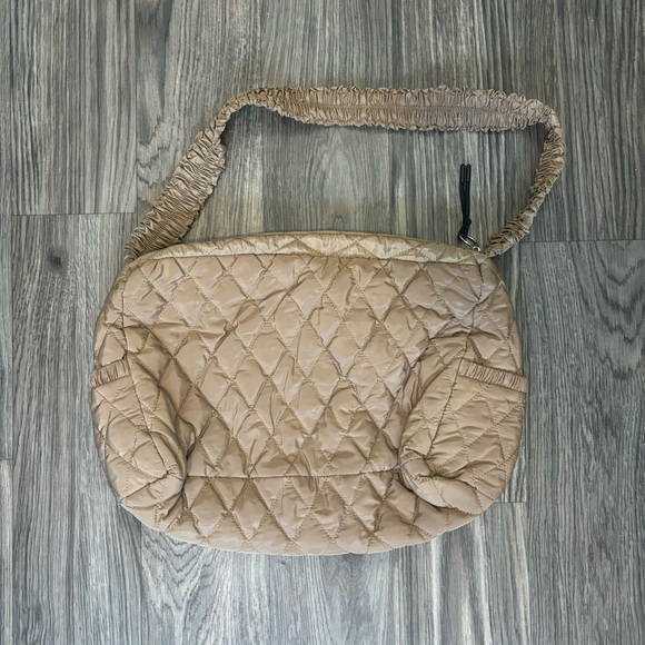 Free people Run About Sling Bag - Picture 7 of 9